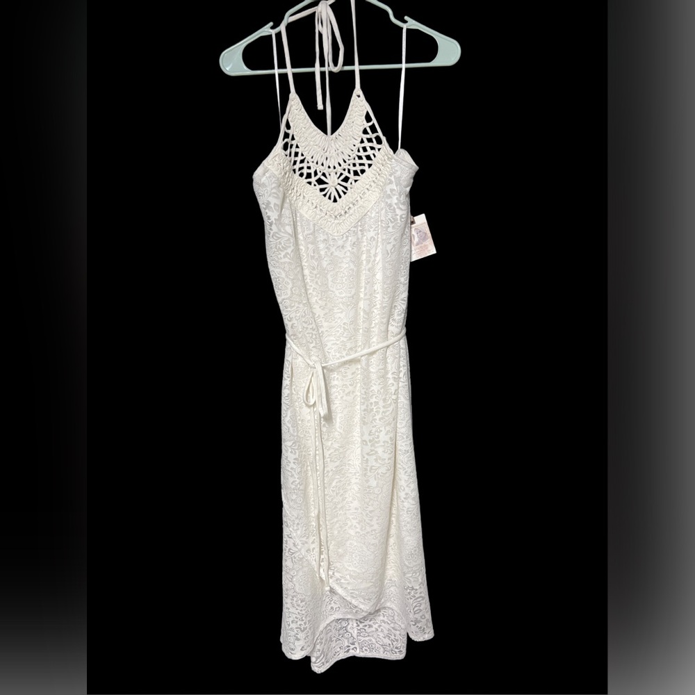 NWT $80 Jessica Simpson Elegant White Lace Halter Dress